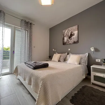 Nera Apartment