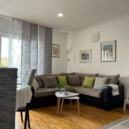 Apartment Nera Makarska